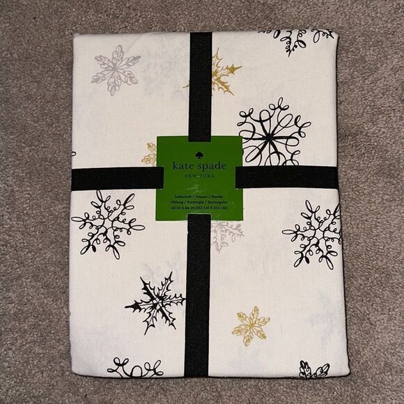 Kate Spade New York Oblong Tablecloth! - Picture 3 of 5